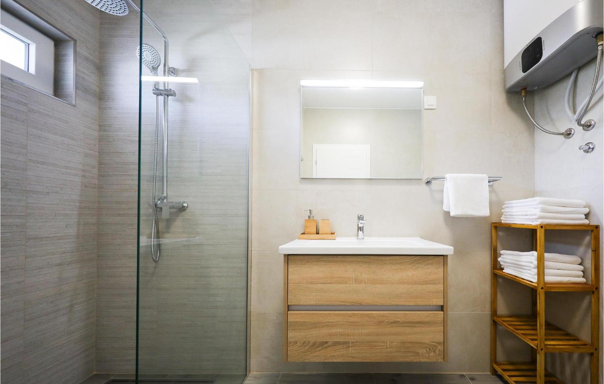 Stunning Home In Vrsi With Kitchen Dış mekan fotoğraf